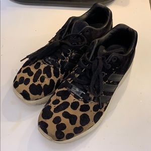 Adidas torsion sneakers